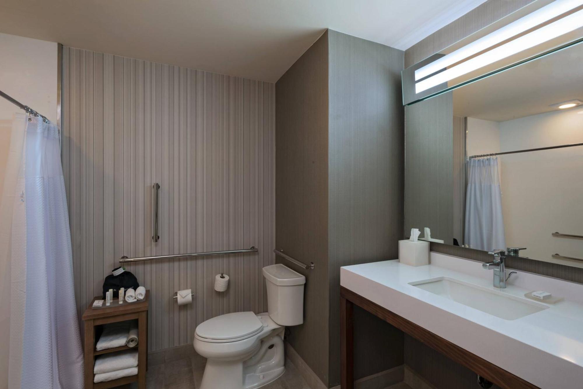 Courtyard By Marriott Guatemala City Exterior photo